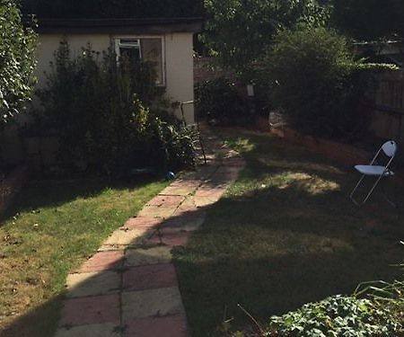 Bed and Breakfast St Mildreds Londres Exterior foto